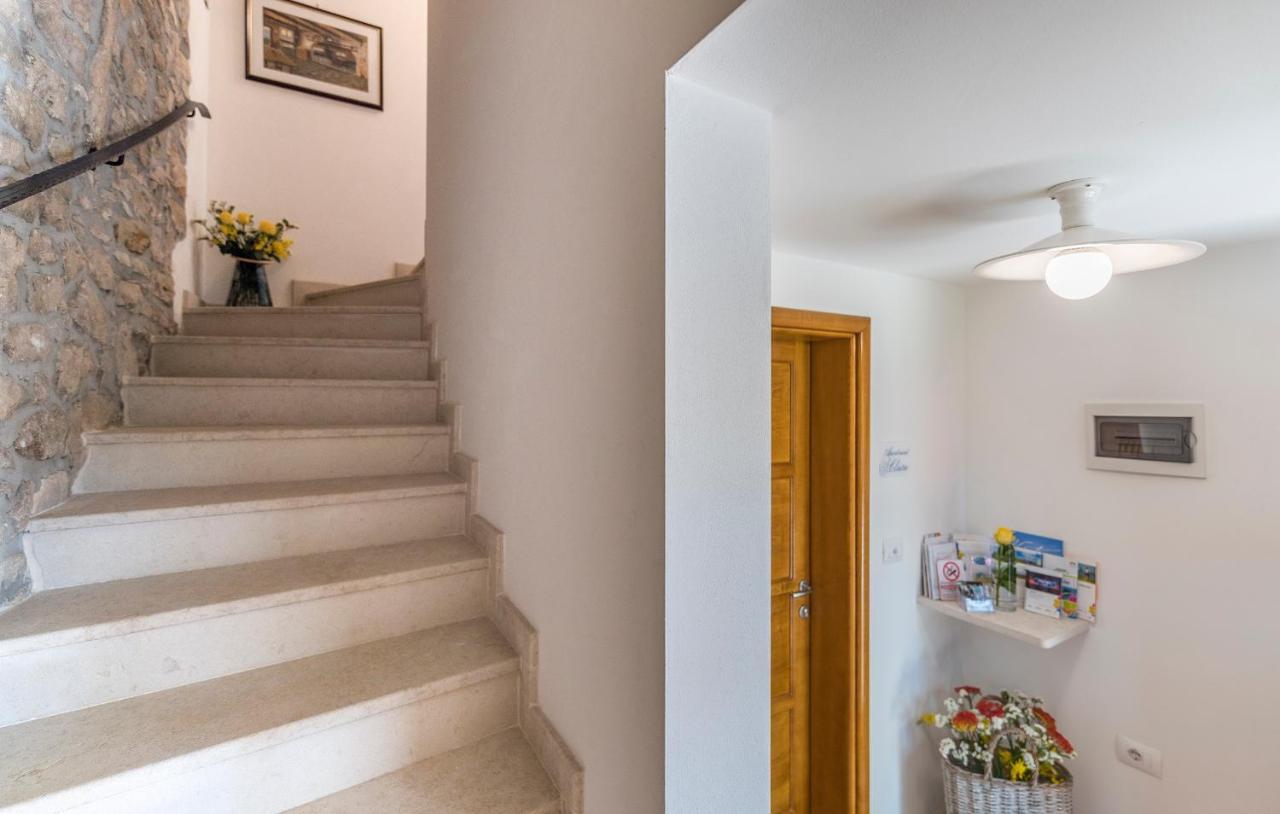 Apartment Claire Karsete Bagian luar foto