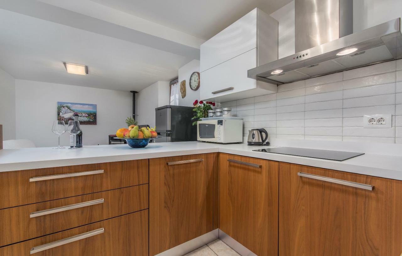 Apartment Claire Karsete Bagian luar foto